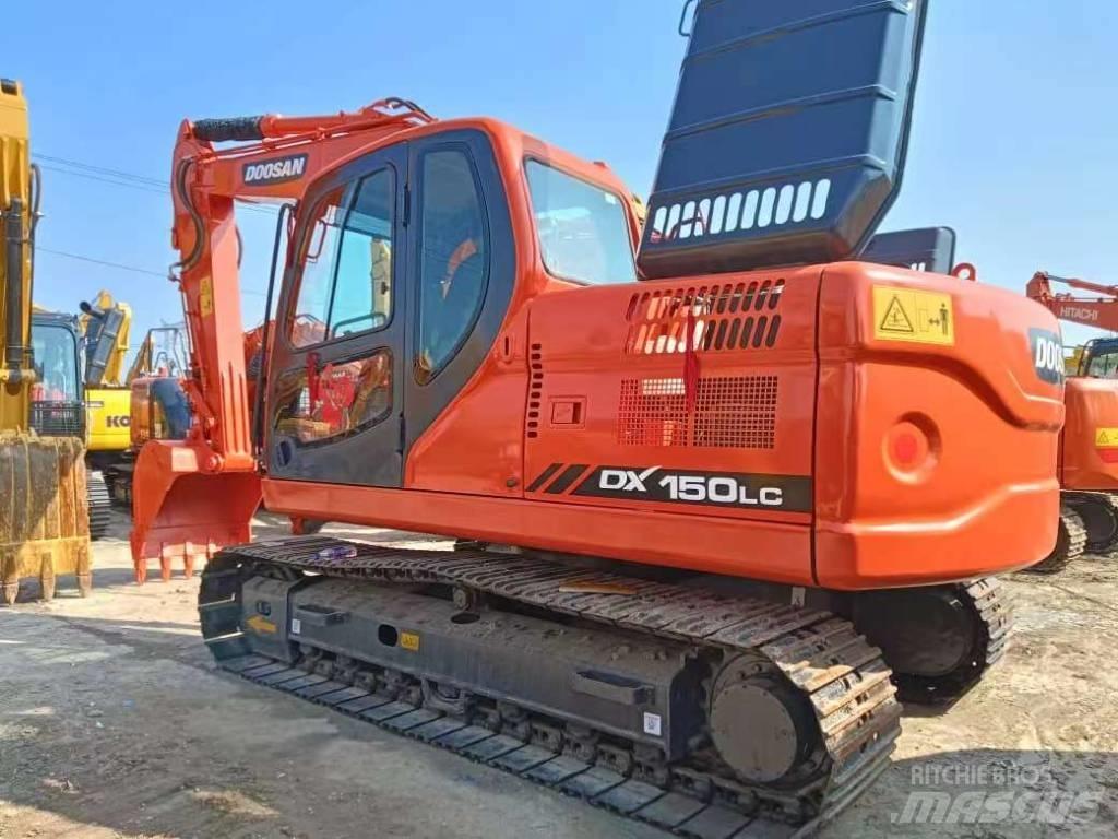 Doosan DX150 中型挖掘机