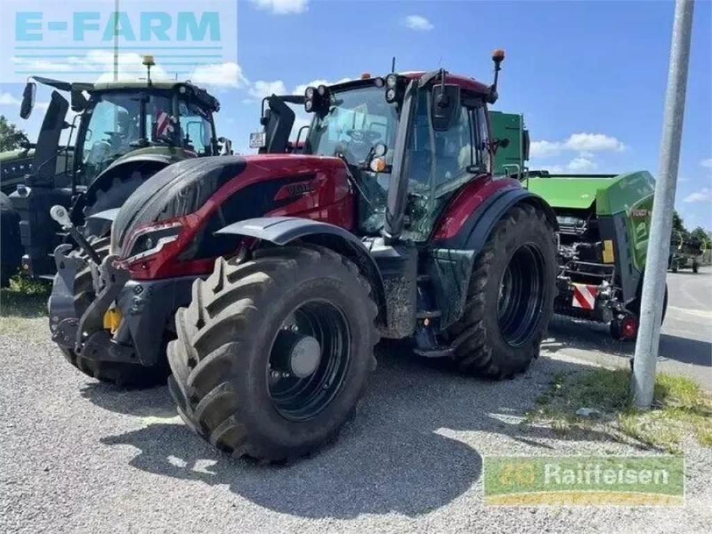 Valtra t 235 拖拉机/农用车