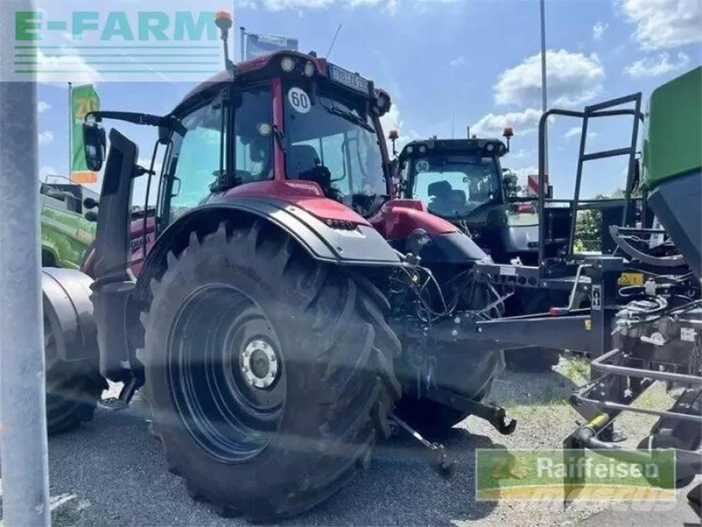 Valtra t 235 拖拉机/农用车