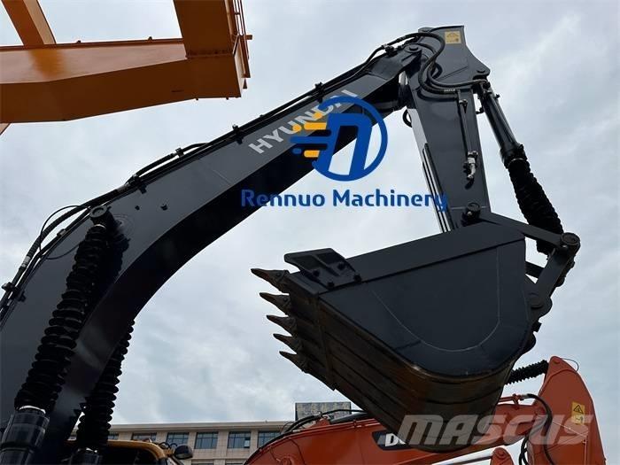 Hyundai R220LC-9S 履带挖掘机