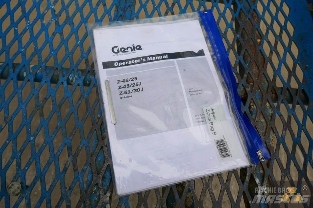 Genie Z-45/25 曲臂高空工作平台