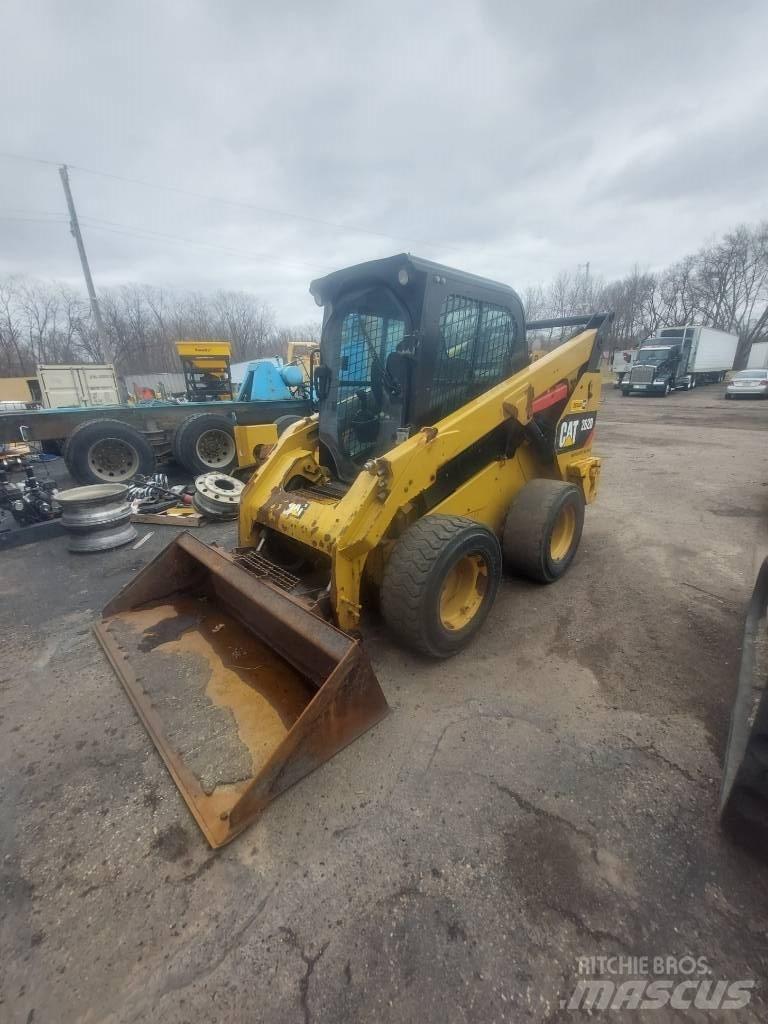 CAT 262D 滑移装载机