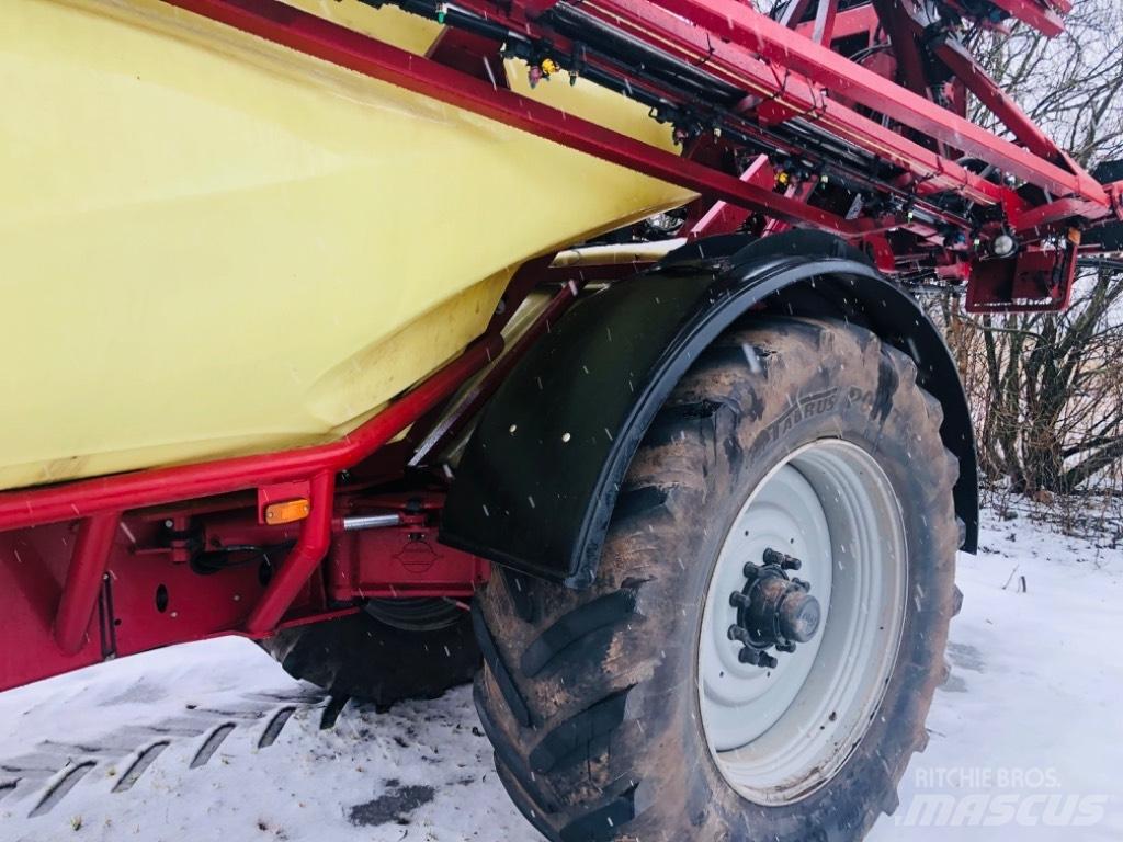 Hardi Commander 7000 牵引式喷雾机