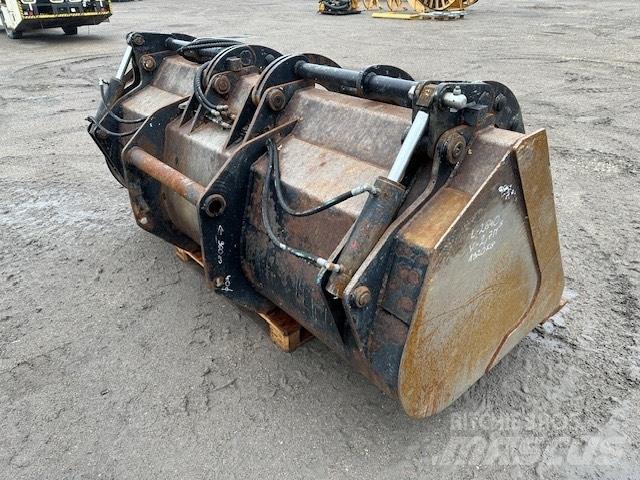 Liebherr ŁYŻKA 伸缩臂叉装车|叉装车