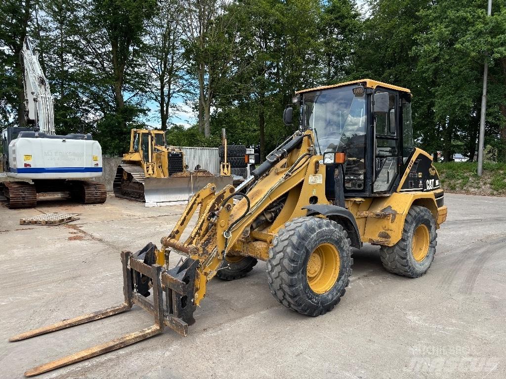 CAT 908 轮式装载机