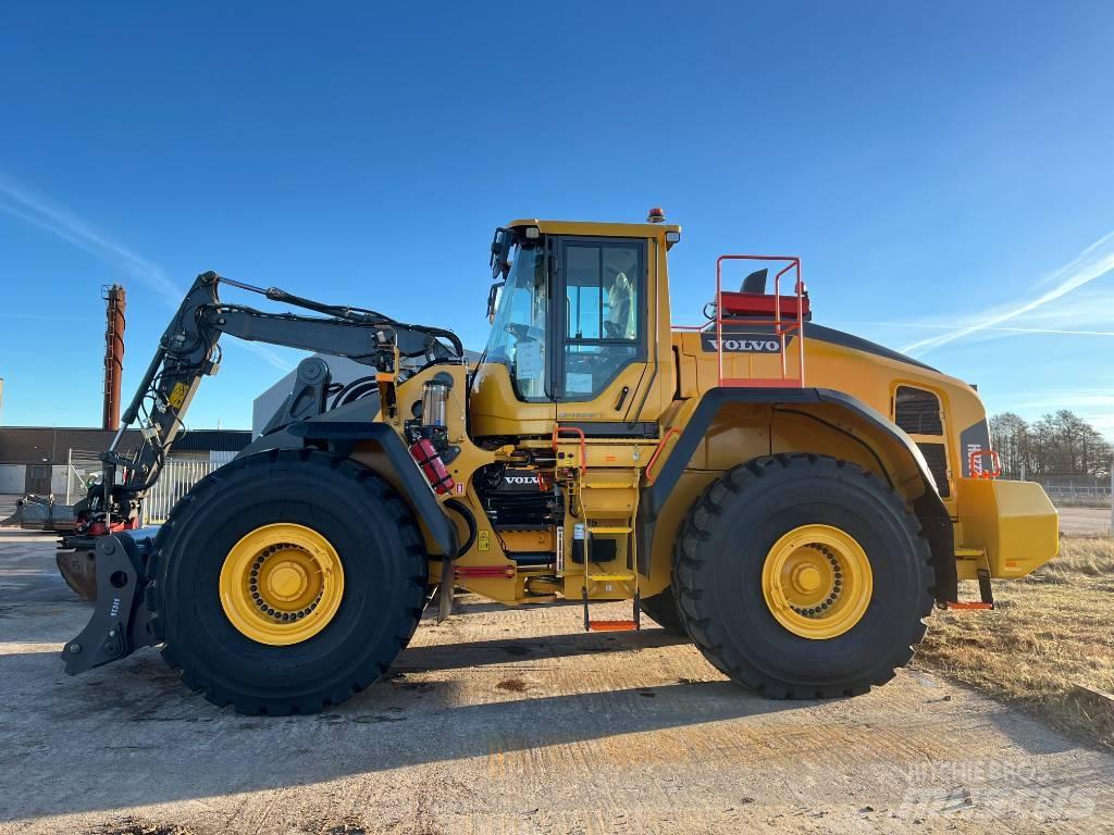 Volvo L 220 H 轮式装载机