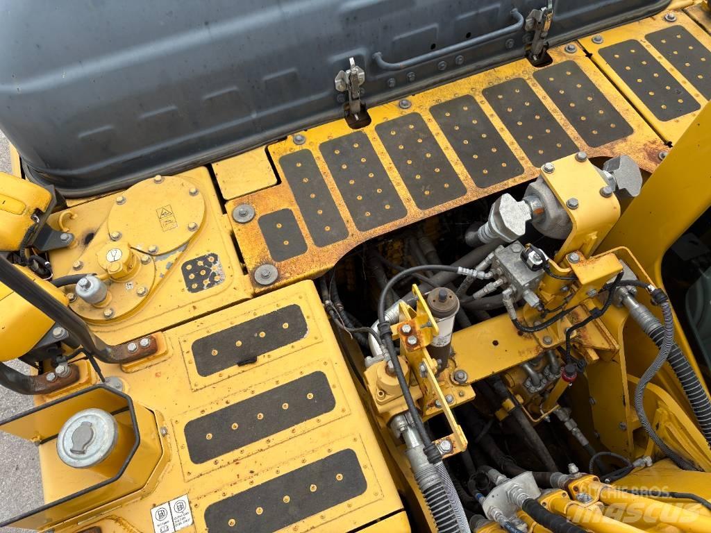 Komatsu PC210LC-10 履带挖掘机