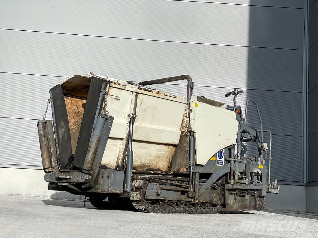 Vögele Super 800 沥青摊铺机