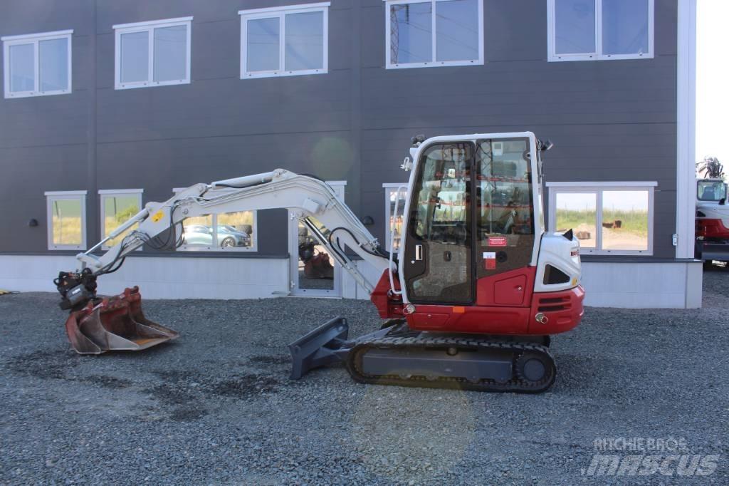 Takeuchi TB 240 小型挖掘机