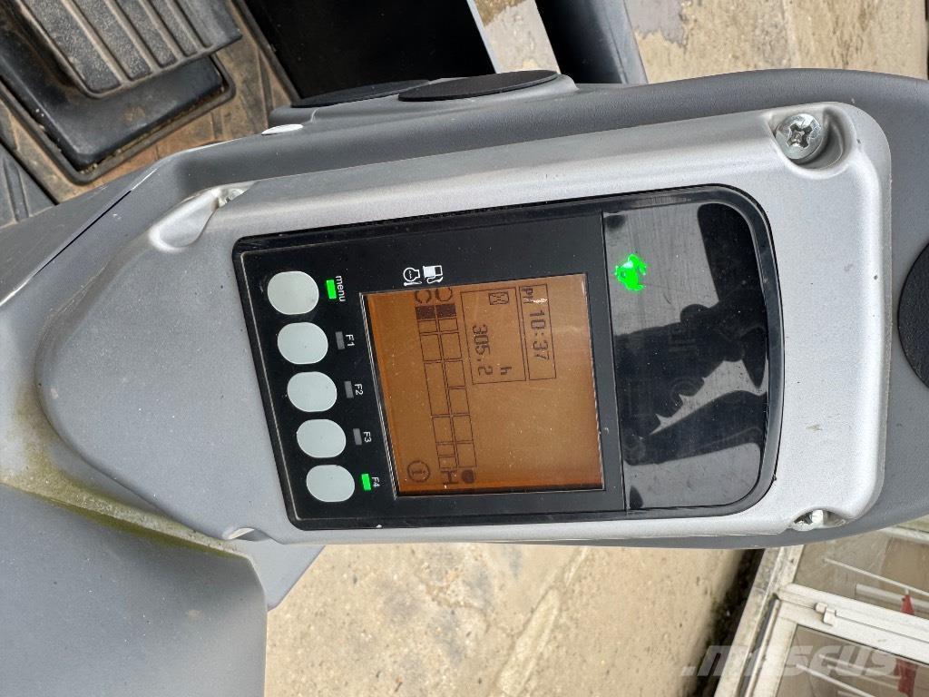 Yanmar SV17VT (01317) 小型挖掘机