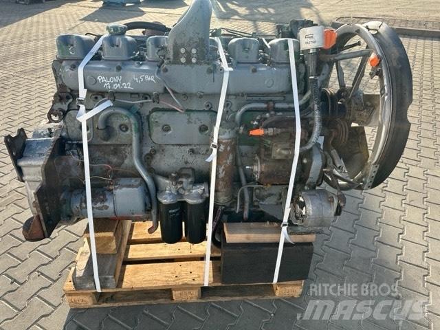 Volvo TD120GA 发动机