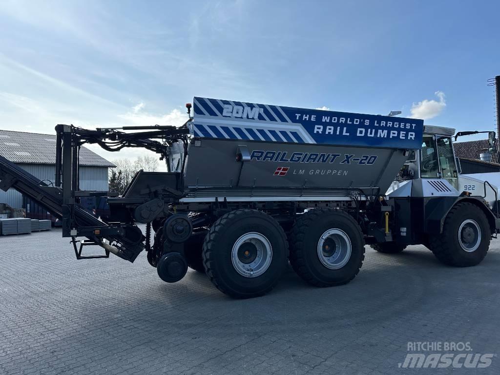 Hydrema 922 C 专用运输车