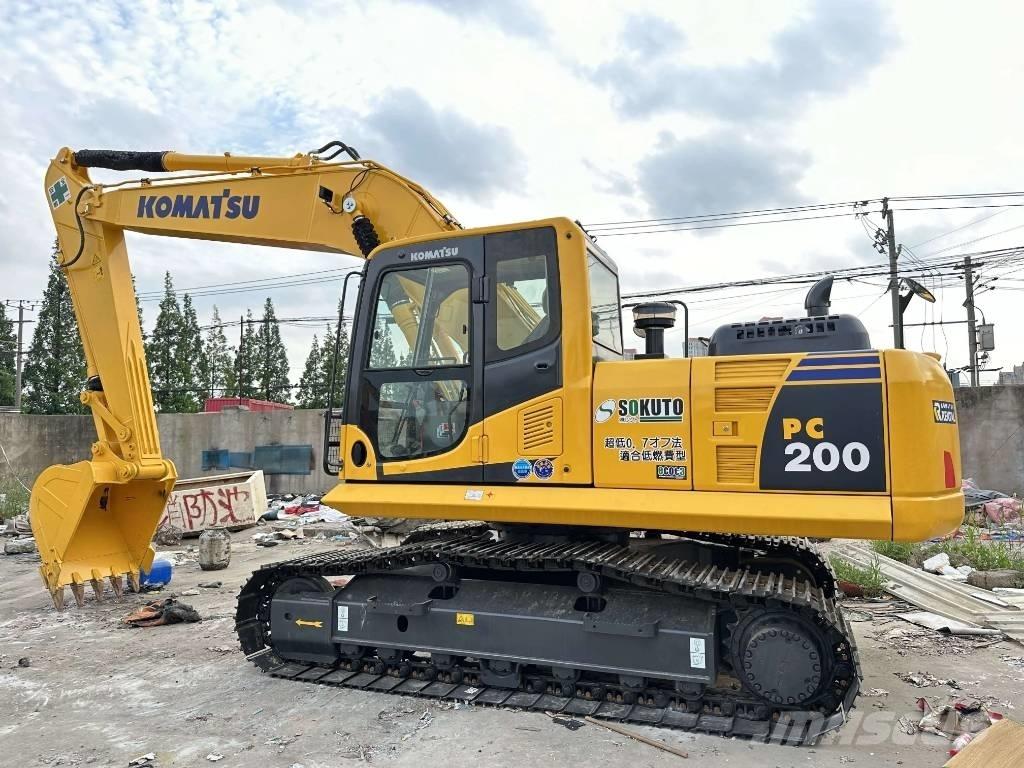 Komatsu PC 200-8 履带挖掘机