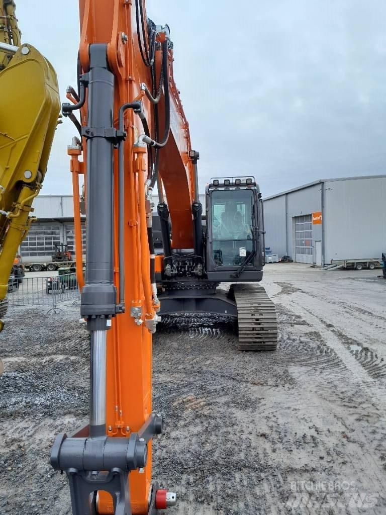Develon DX 225 LC-7 履带挖掘机