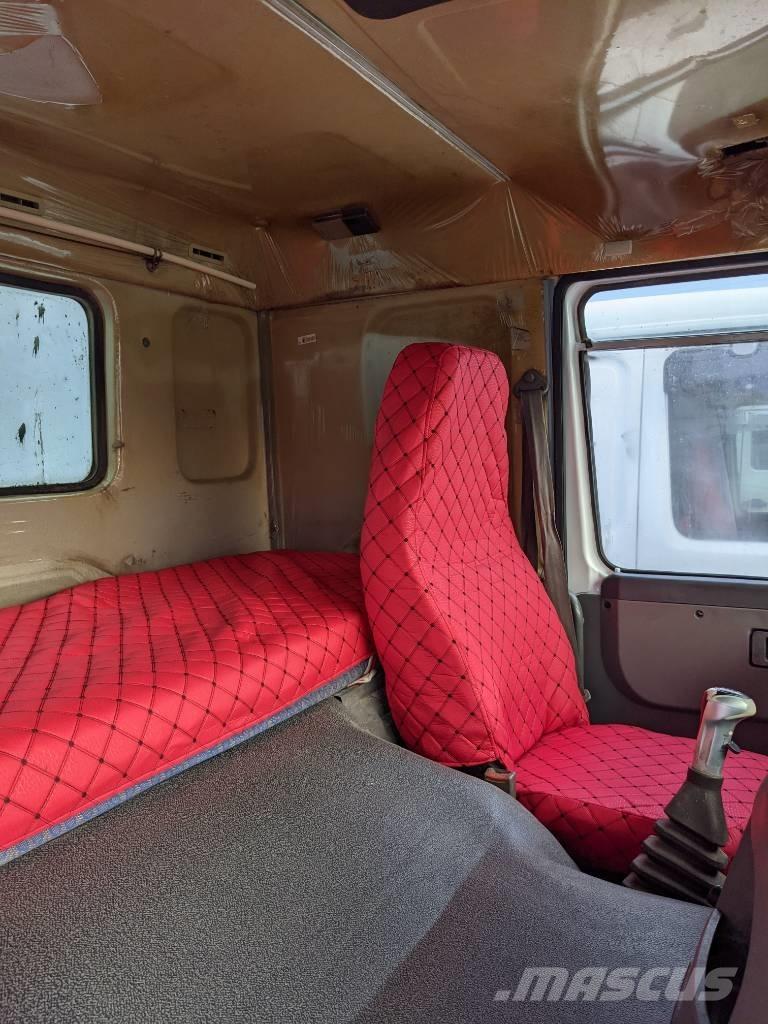 Howo 375 8x4 自卸式货车