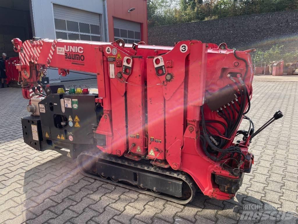 Unic URW 295 履带起重机