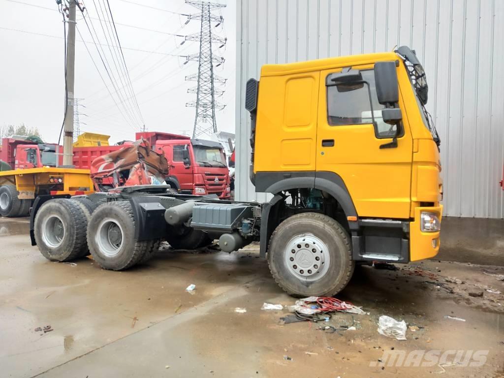 Howo 375 6x4 牵引车