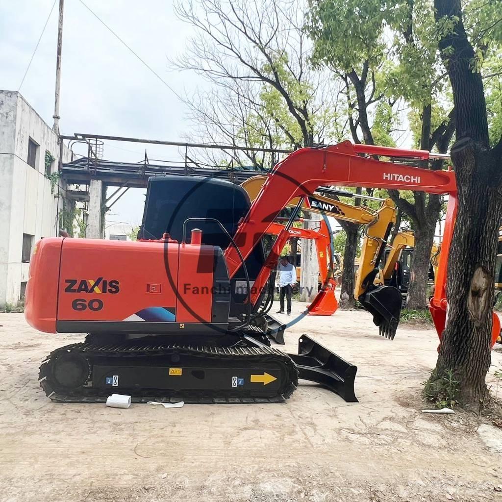 Hitachi ZX 60 小型挖掘机