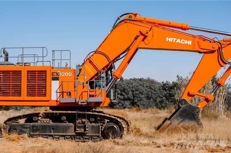 Hitachi EX1200 小型挖掘机
