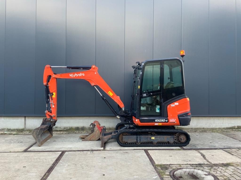 Kubota KX 030-4 小型挖掘机
