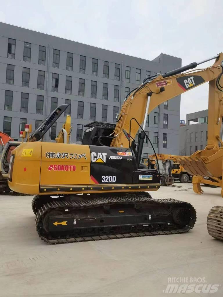 CAT 320 D 履带挖掘机