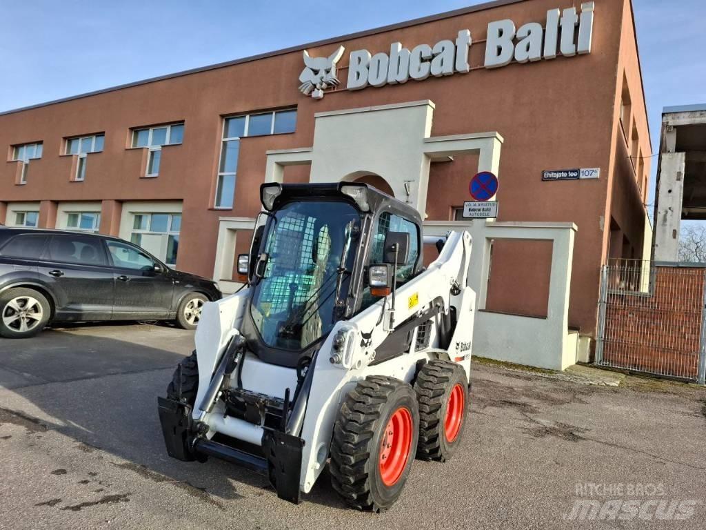 Bobcat S 530 滑移装载机