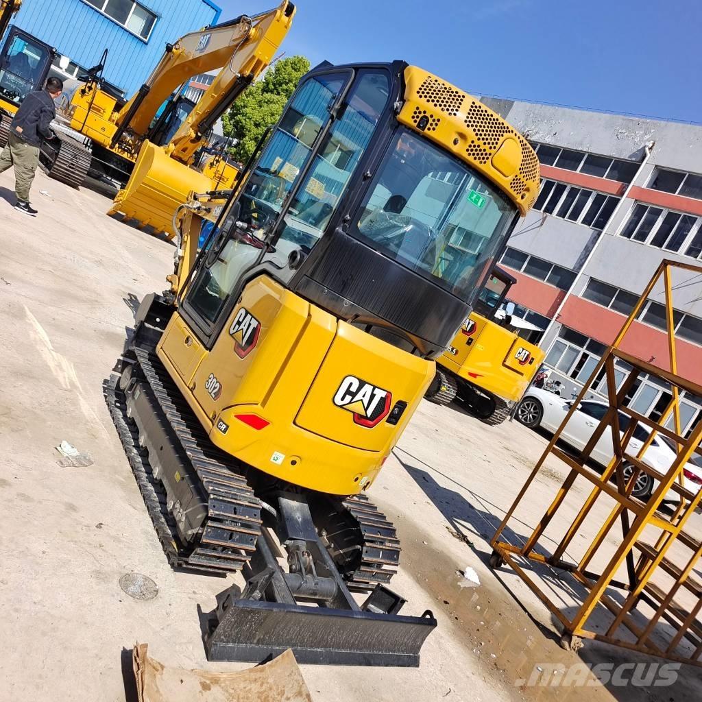 CAT 302 小型挖掘机