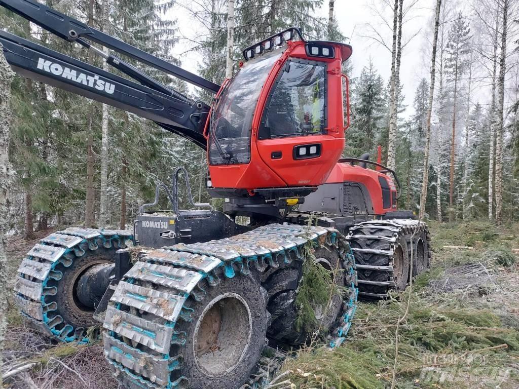 Komatsu 931 XC 收割机