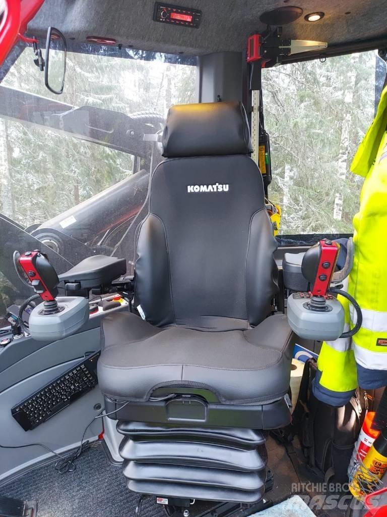 Komatsu 931 XC 收割机