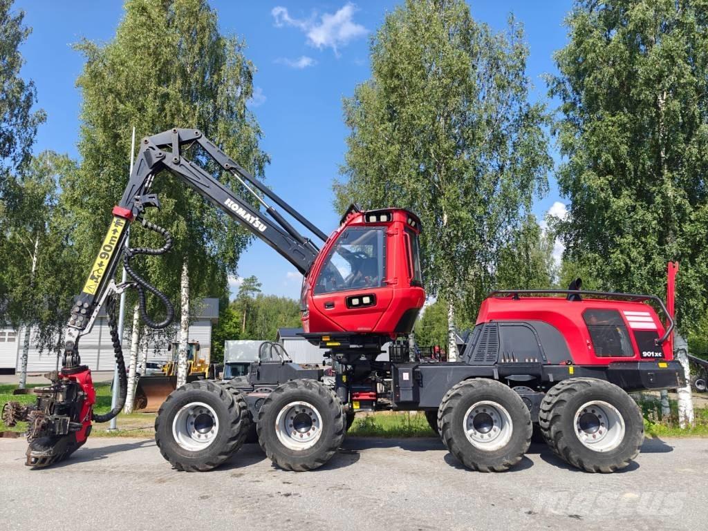 Komatsu 901 XC 收割机