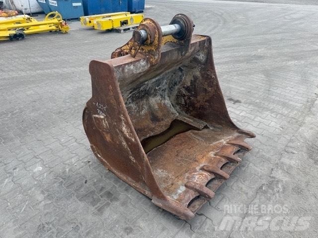CAT M 320 BUCKET 挖掘机配件