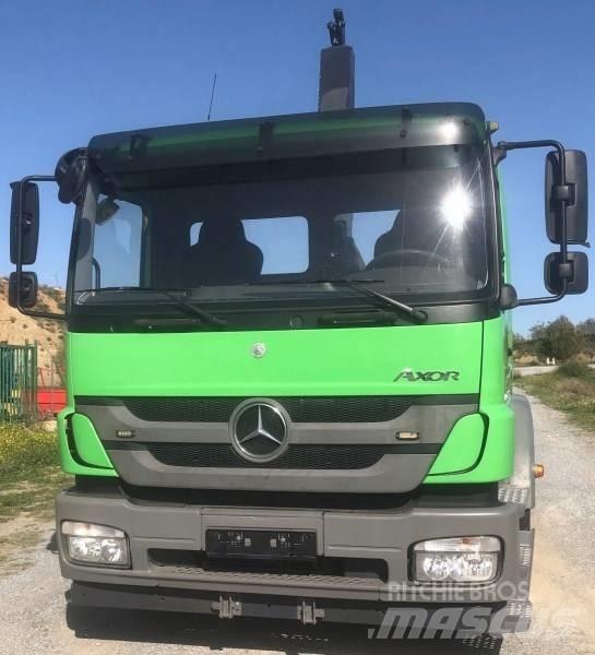 Mercedes-Benz 1829 可拆卸式卡车