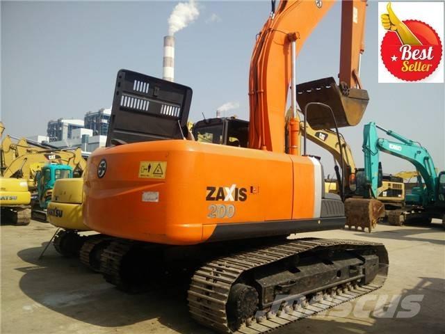 Hitachi ZX 200 履带挖掘机