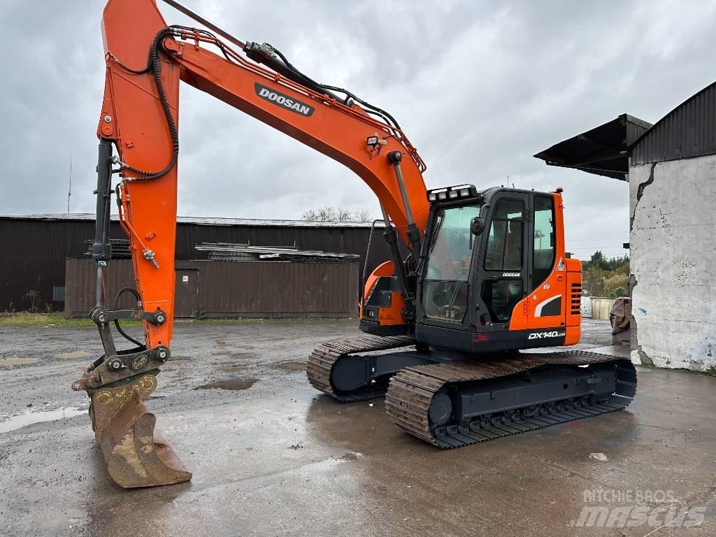 Doosan DX 140 LCR 履带挖掘机