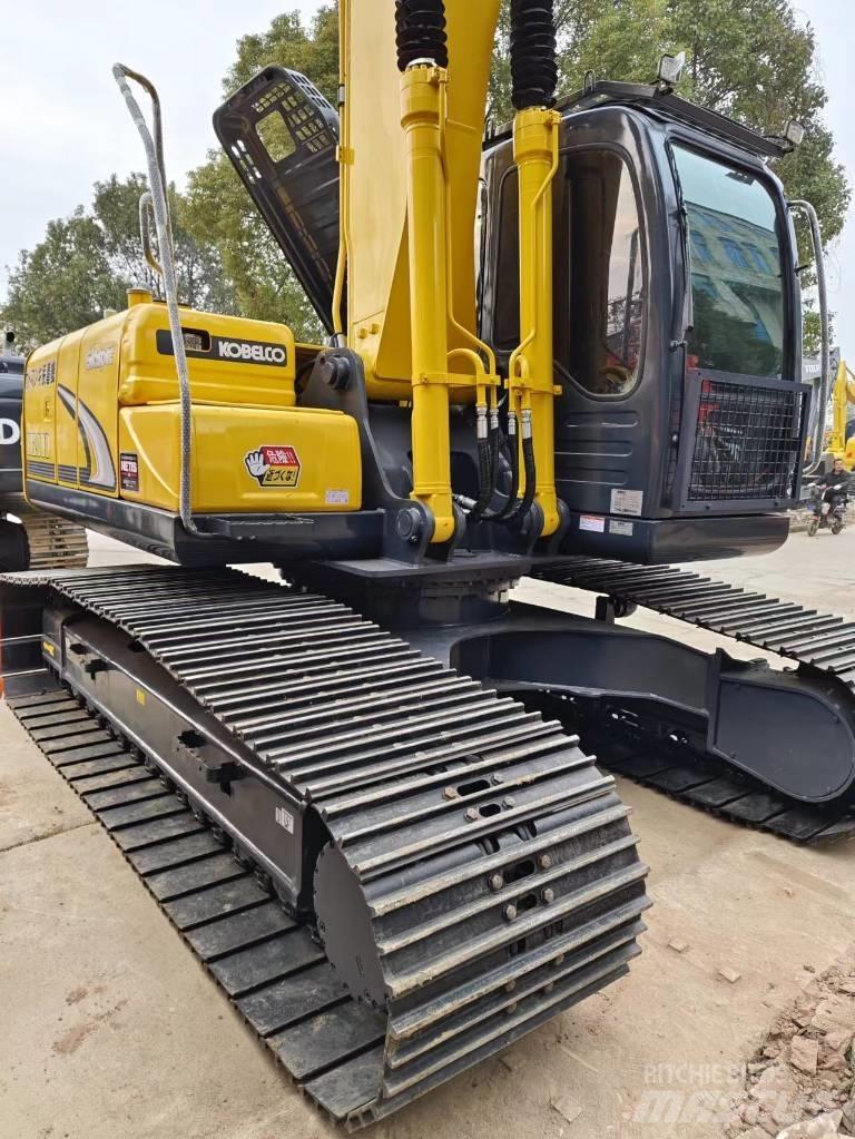 Kobelco SK 200 履带挖掘机