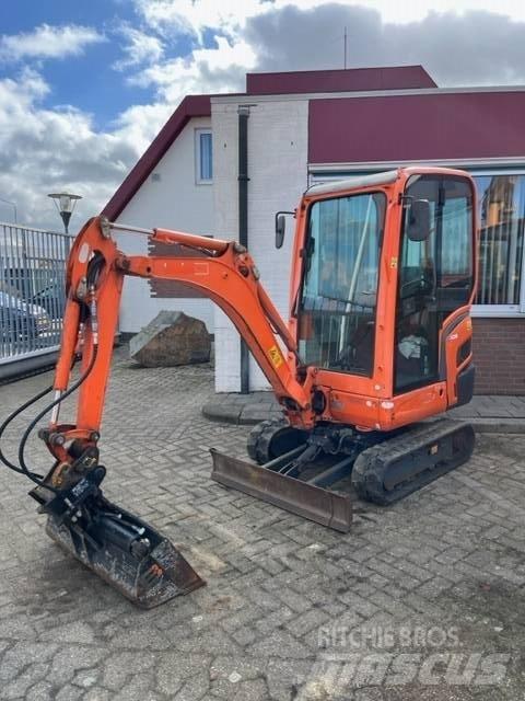 Kubota KX 016-4 小型挖掘机