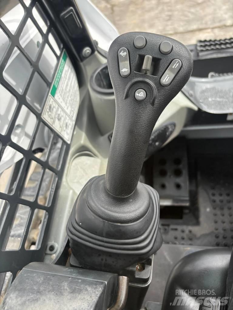 Bobcat T 550 滑移装载机