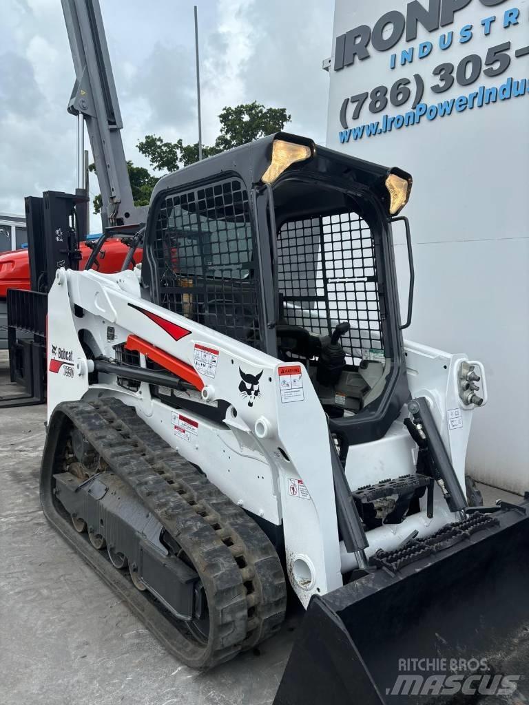 Bobcat T 550 滑移装载机