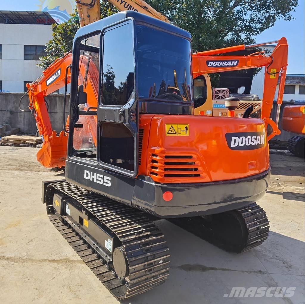 Doosan DH 55 小型挖掘机