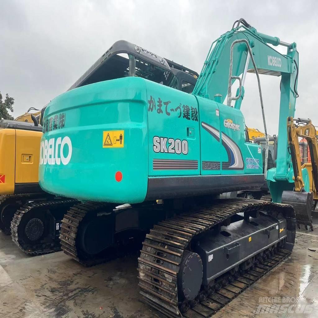 Kobelco SK 200-8 履带挖掘机