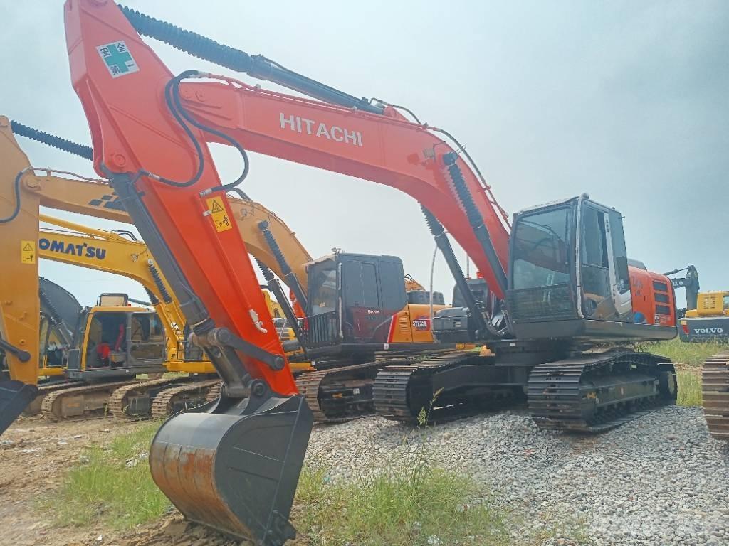 Hitachi ZX 240 履带挖掘机