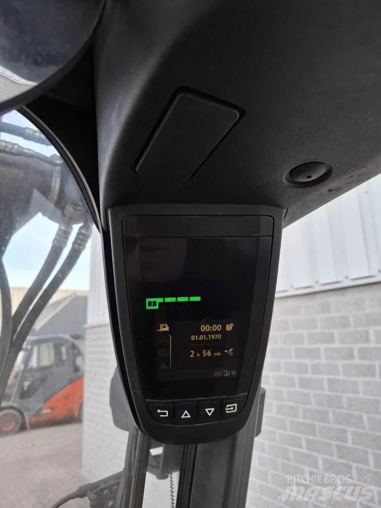 Linde E30HL01-600 电动叉车