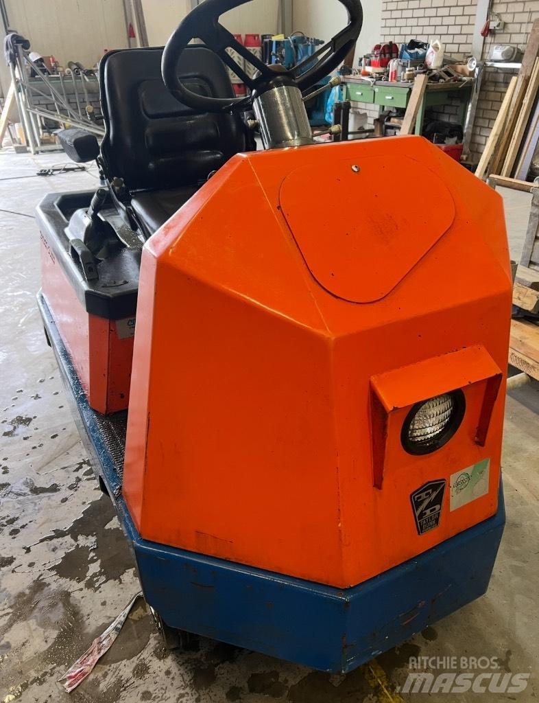 Taylor-Dunn C425 搬运车
