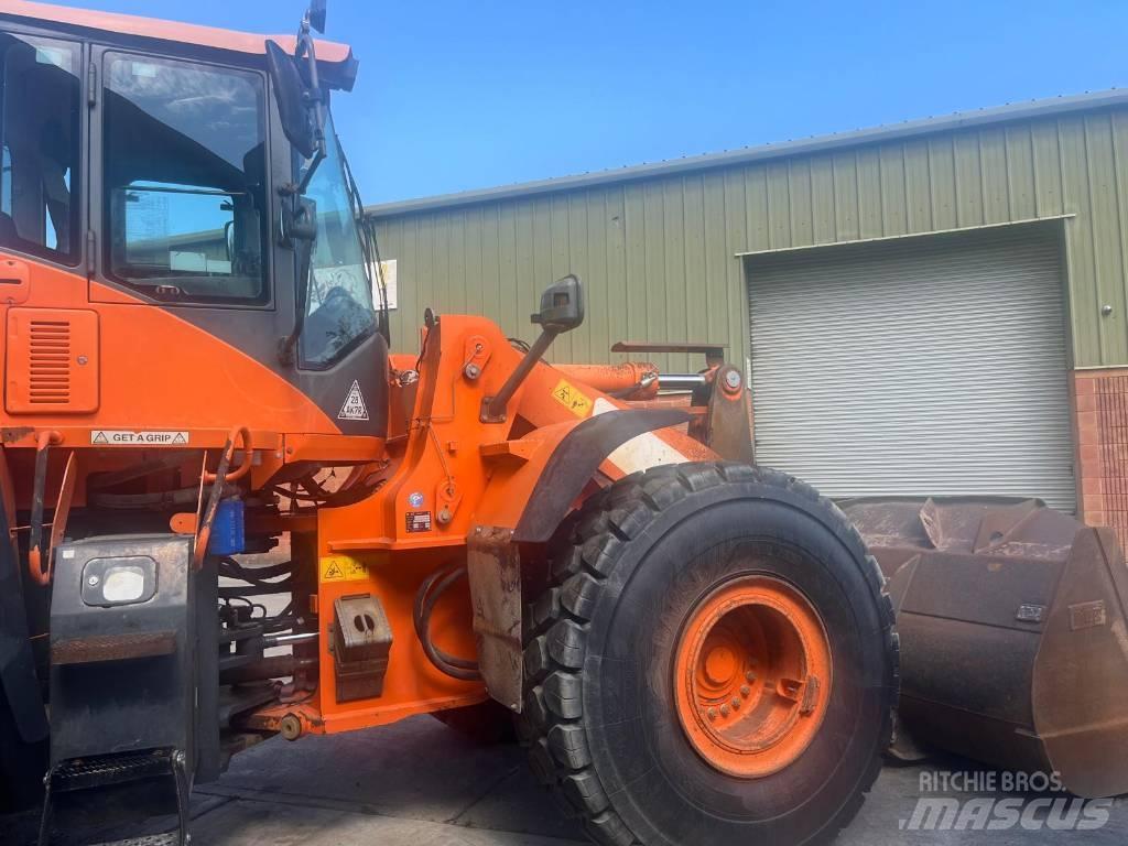 Doosan DL 420-3 轮式装载机