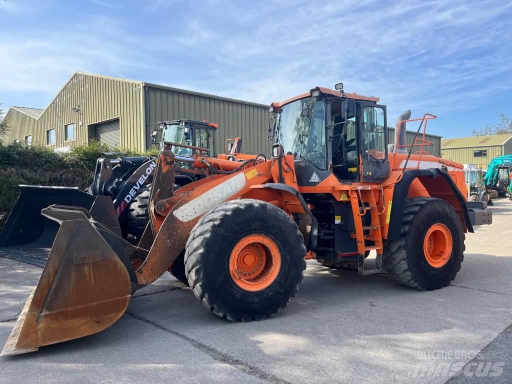 Doosan DL 420-3 轮式装载机