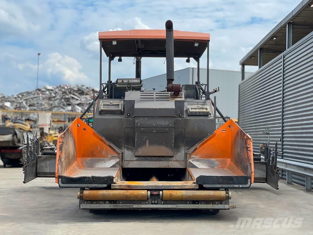 Volvo P7820C 沥青摊铺机