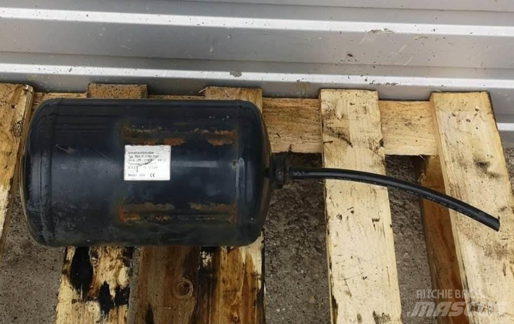 MAN TGS VZDUCHOJEM 运输工具-其他