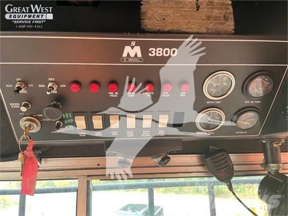 Madill 3800 筑床机