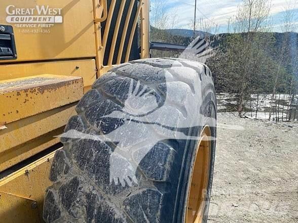 Volvo G990 平地机/推土机