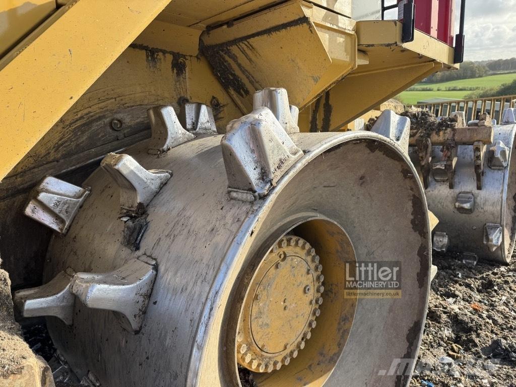 CAT 826 K 土壤压实机